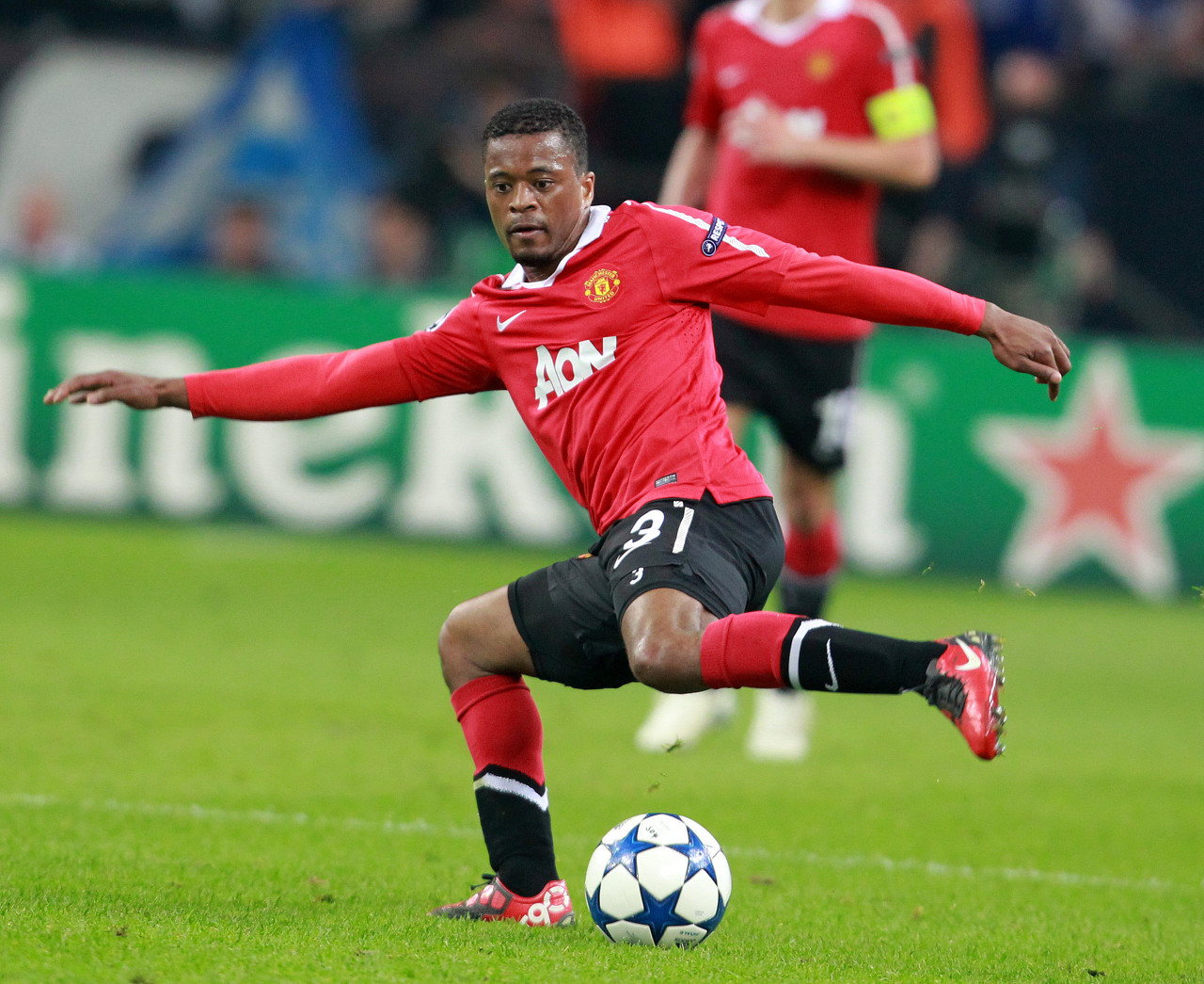 气中透着不 气中透着不